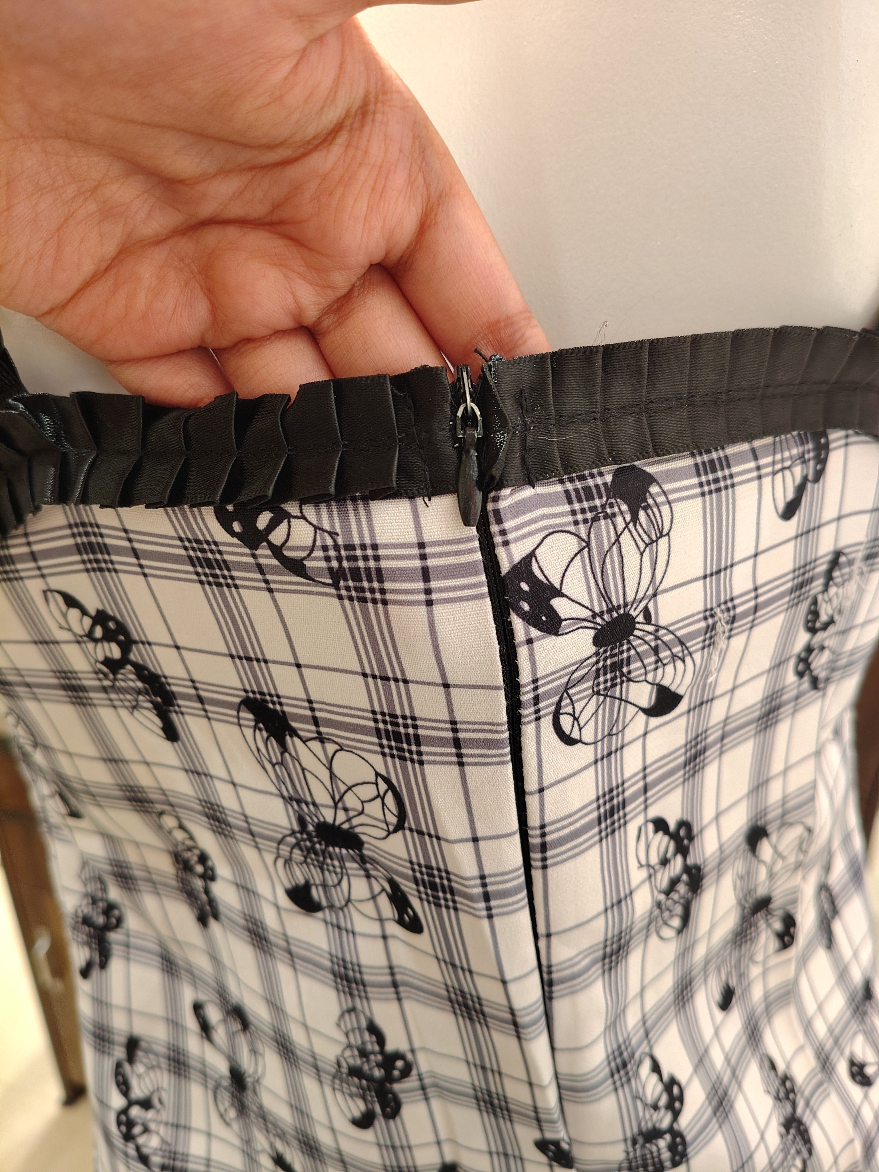 butterfly dress bust 30-32