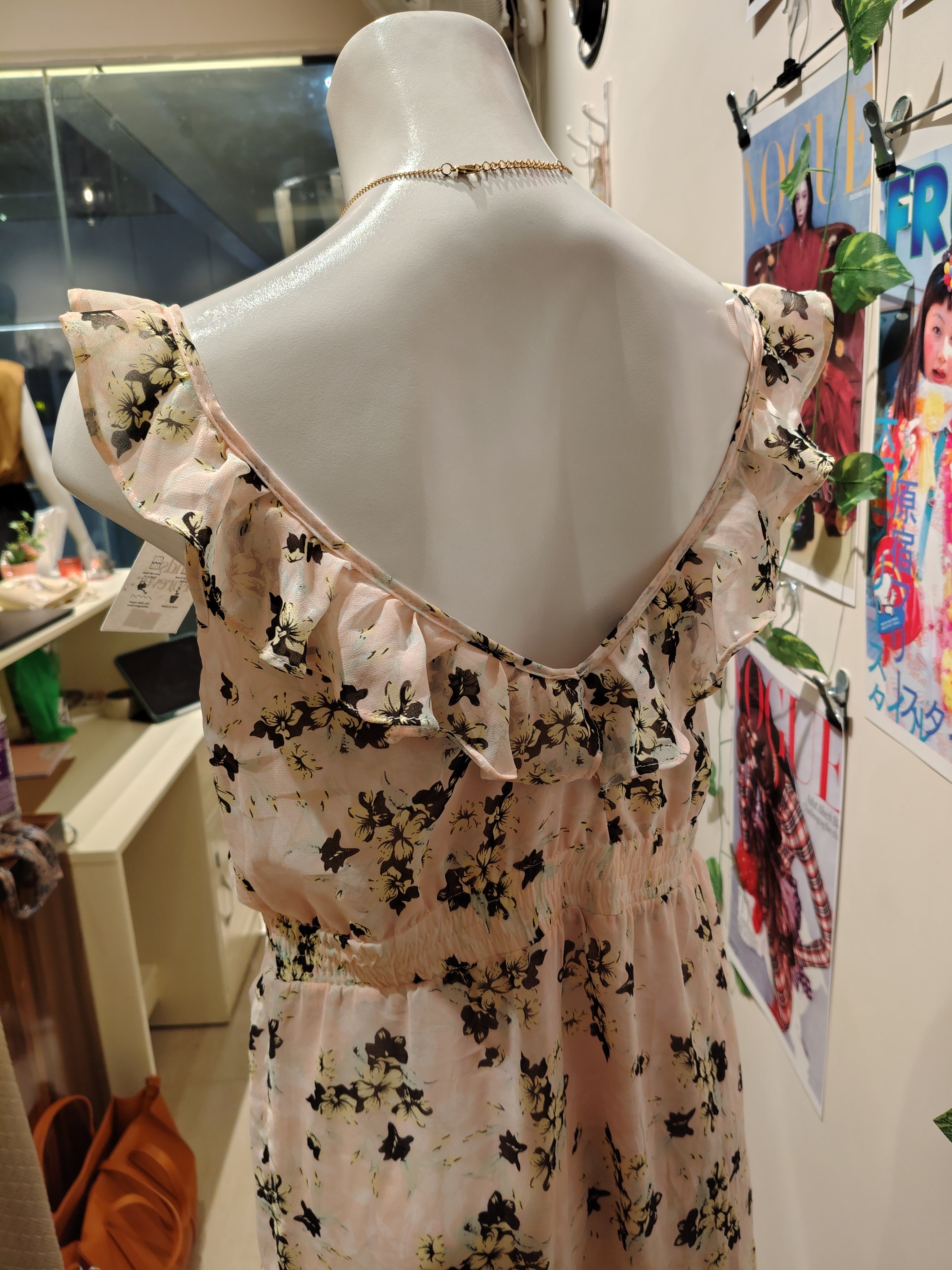 riose dress  bust 34