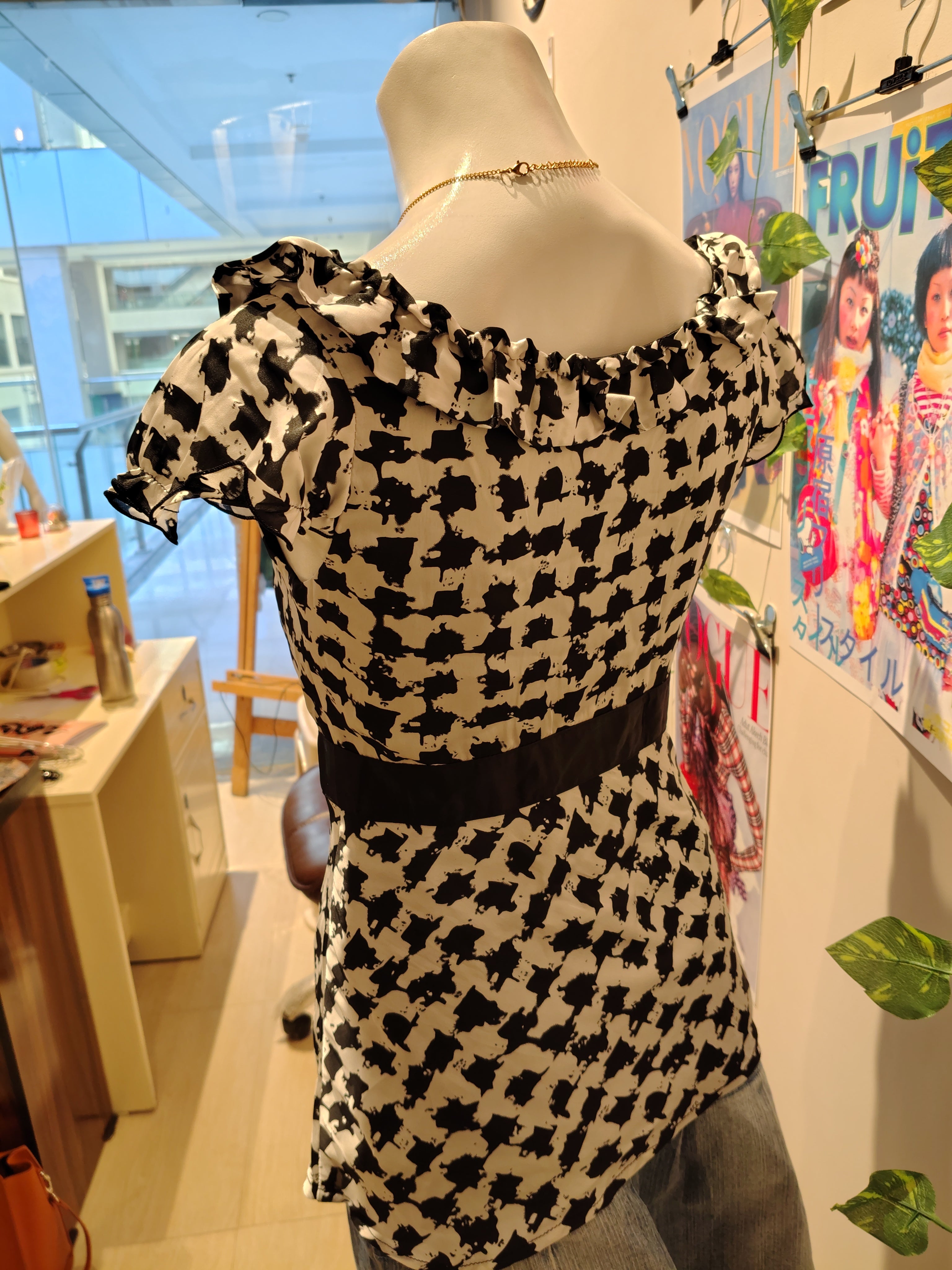 marlow  bust 30-32