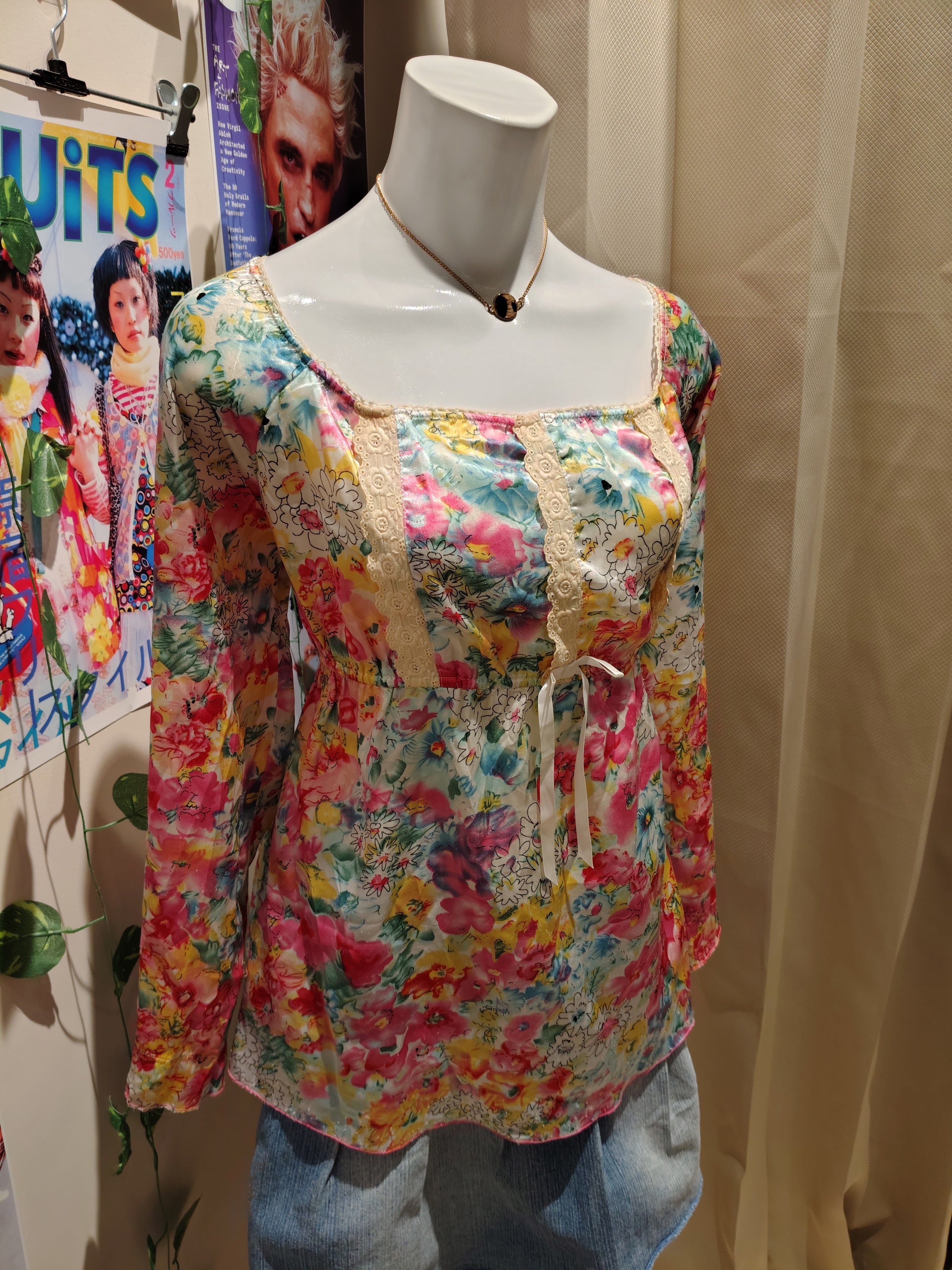 faye  bust 38-40