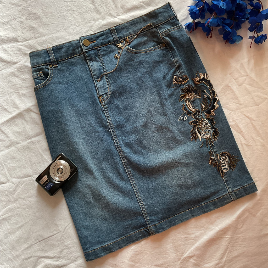 Stone Beauty Skirt