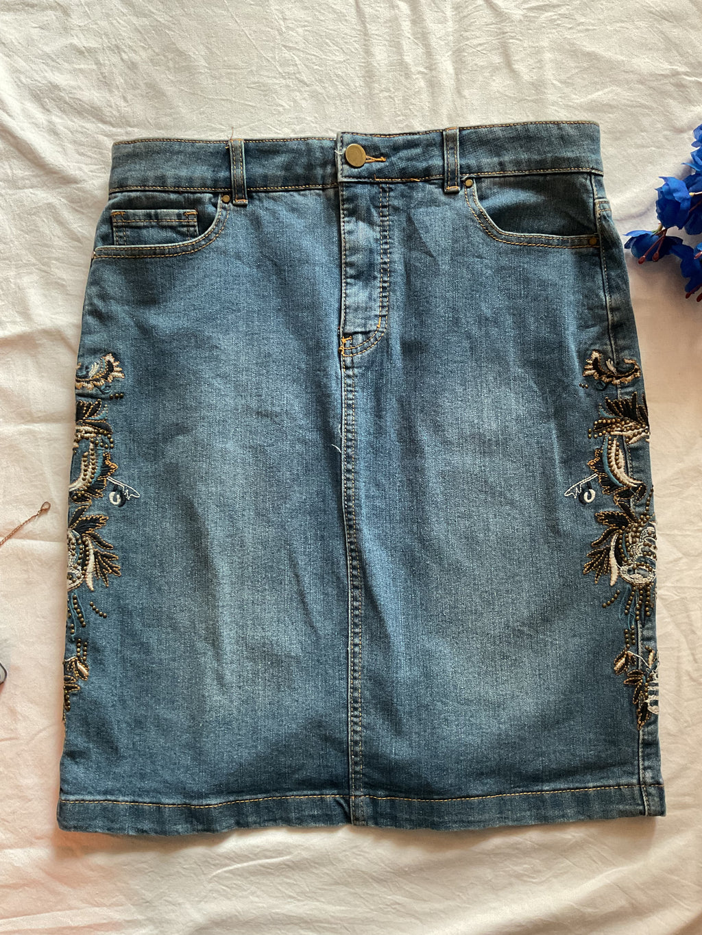 Stone Beauty Skirt