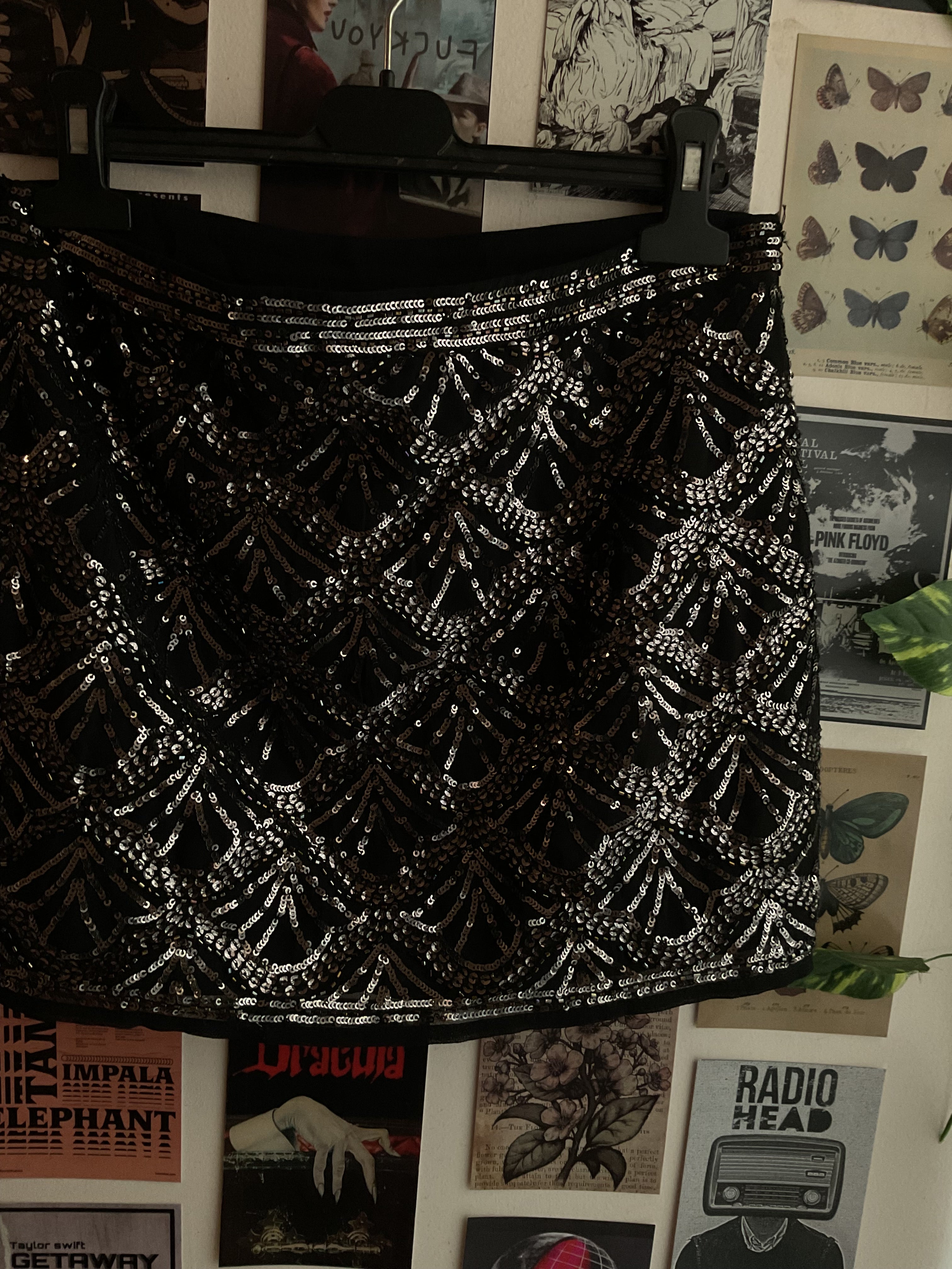 F*rver21 Noir Sequin Skirt