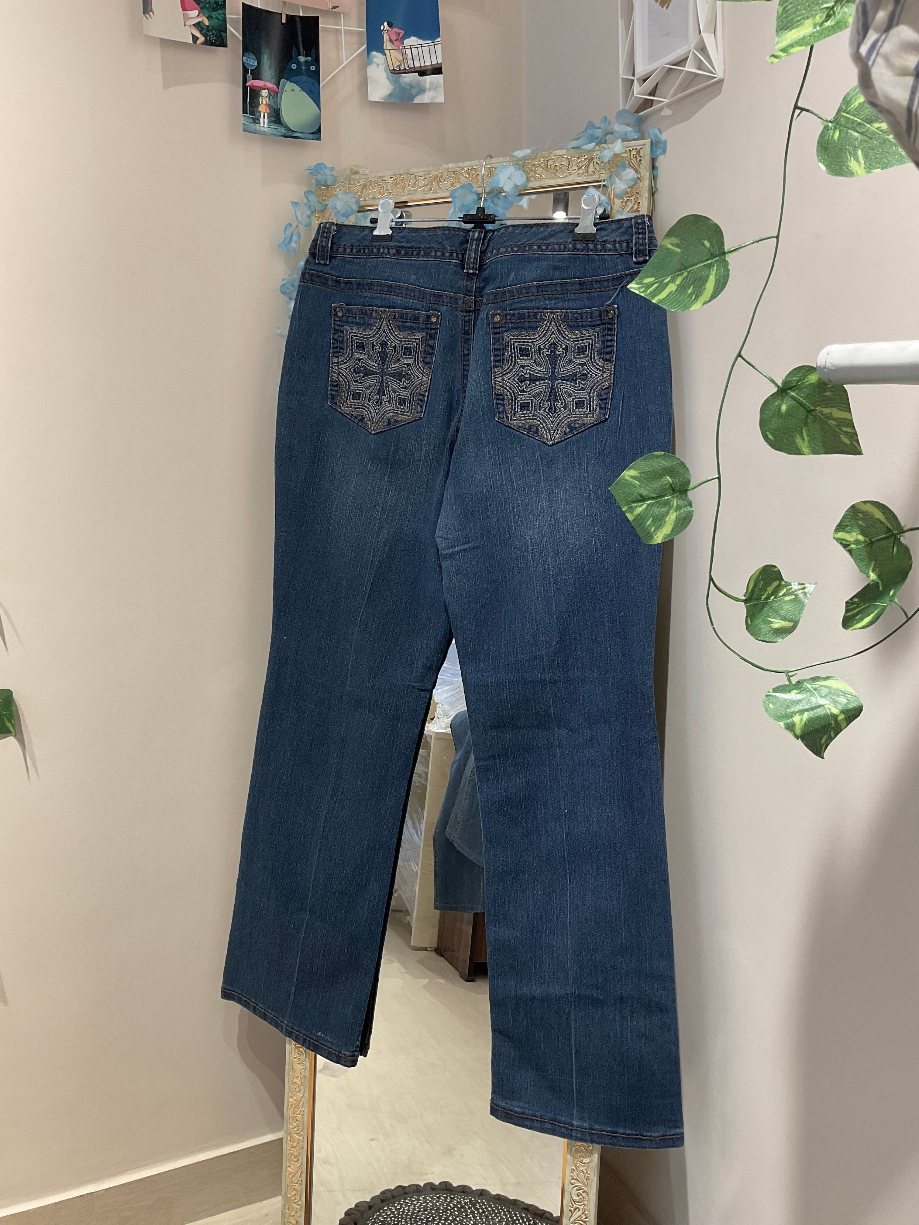 Cross-Patch Jeans