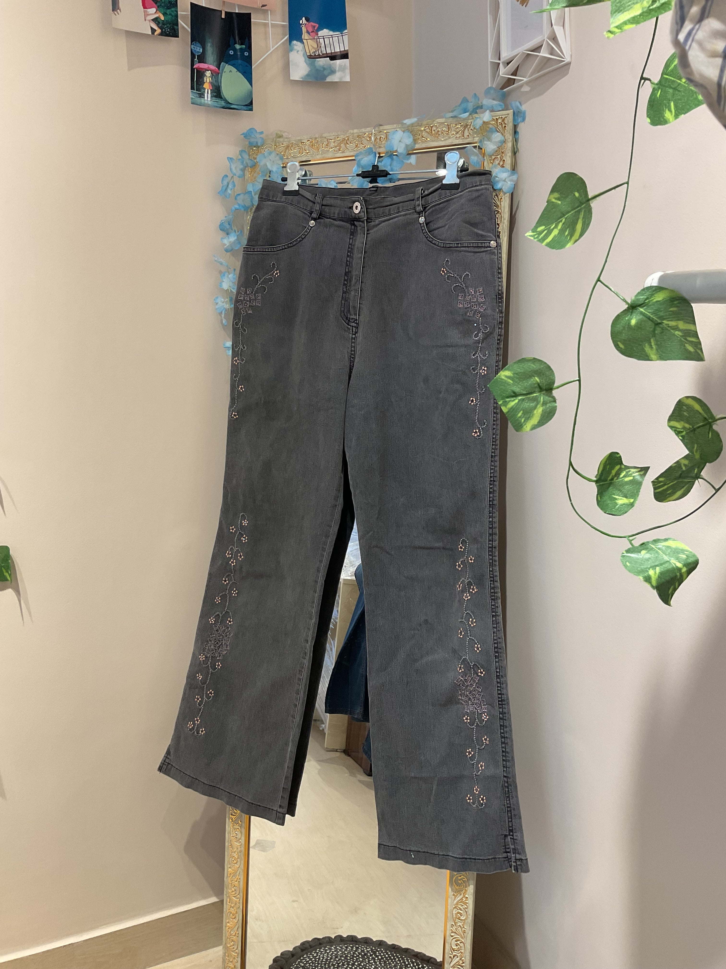 Fade Grey Jeans