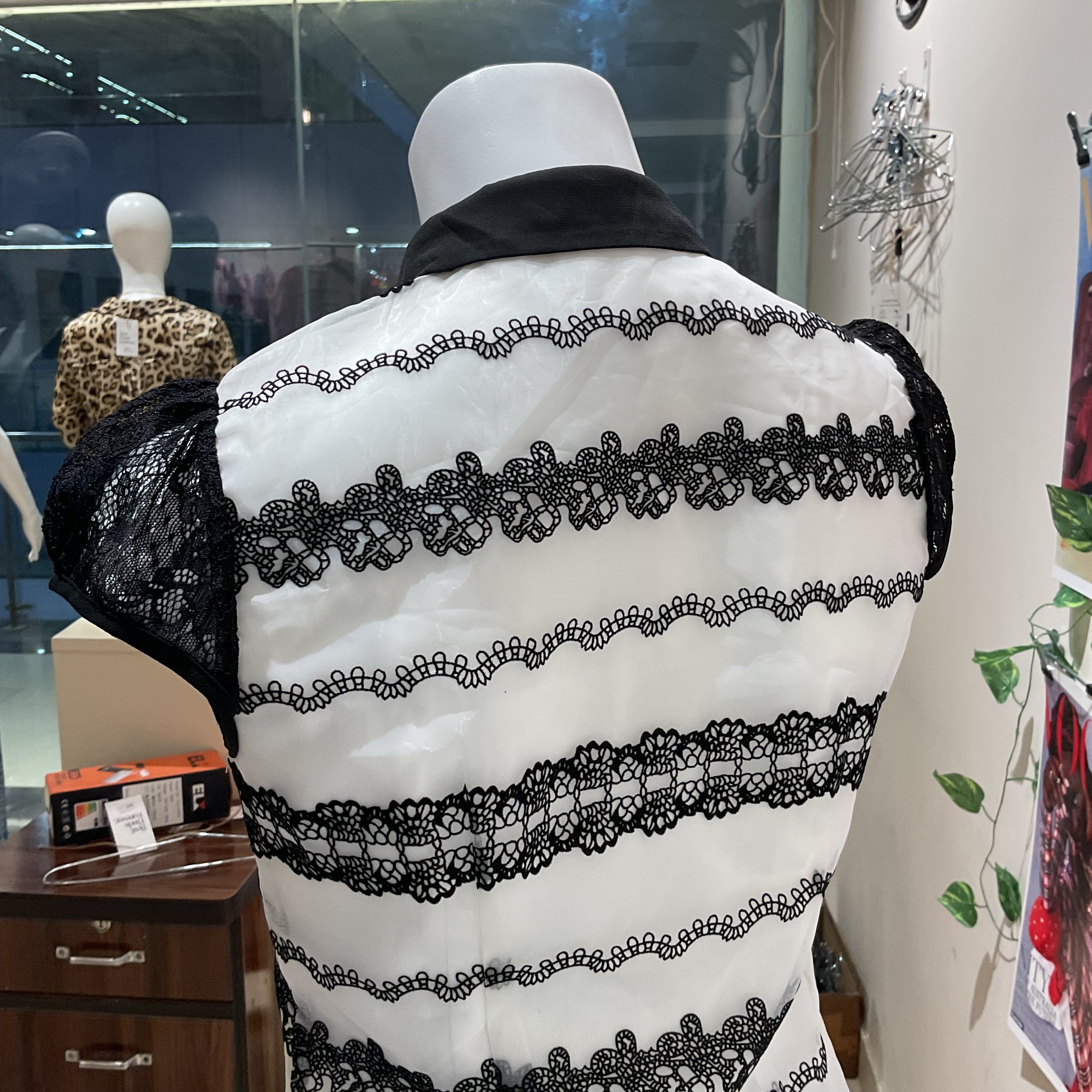 Shloh - Bust 32