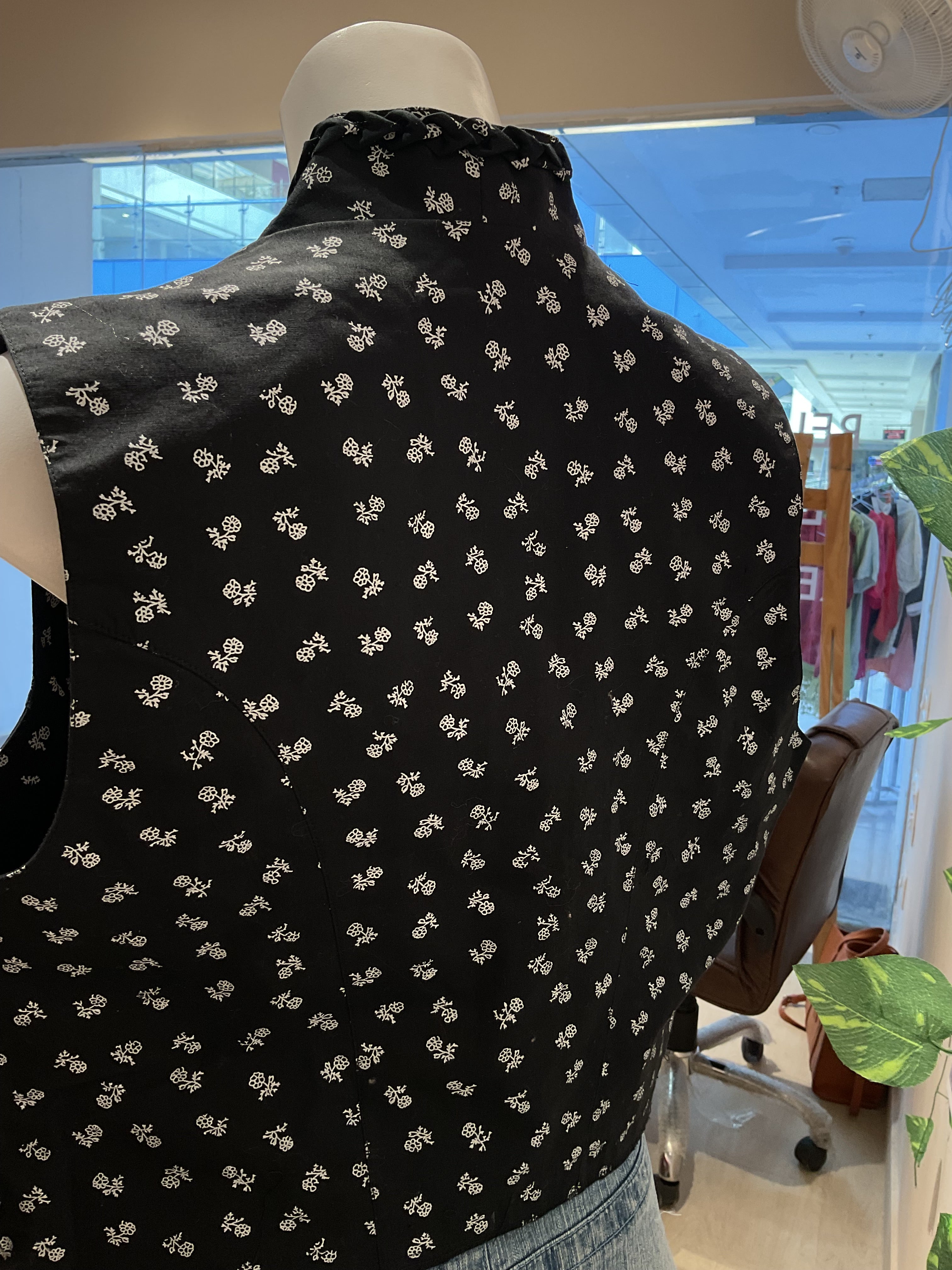 Almenrausch Waistcoat - Bust 42-44