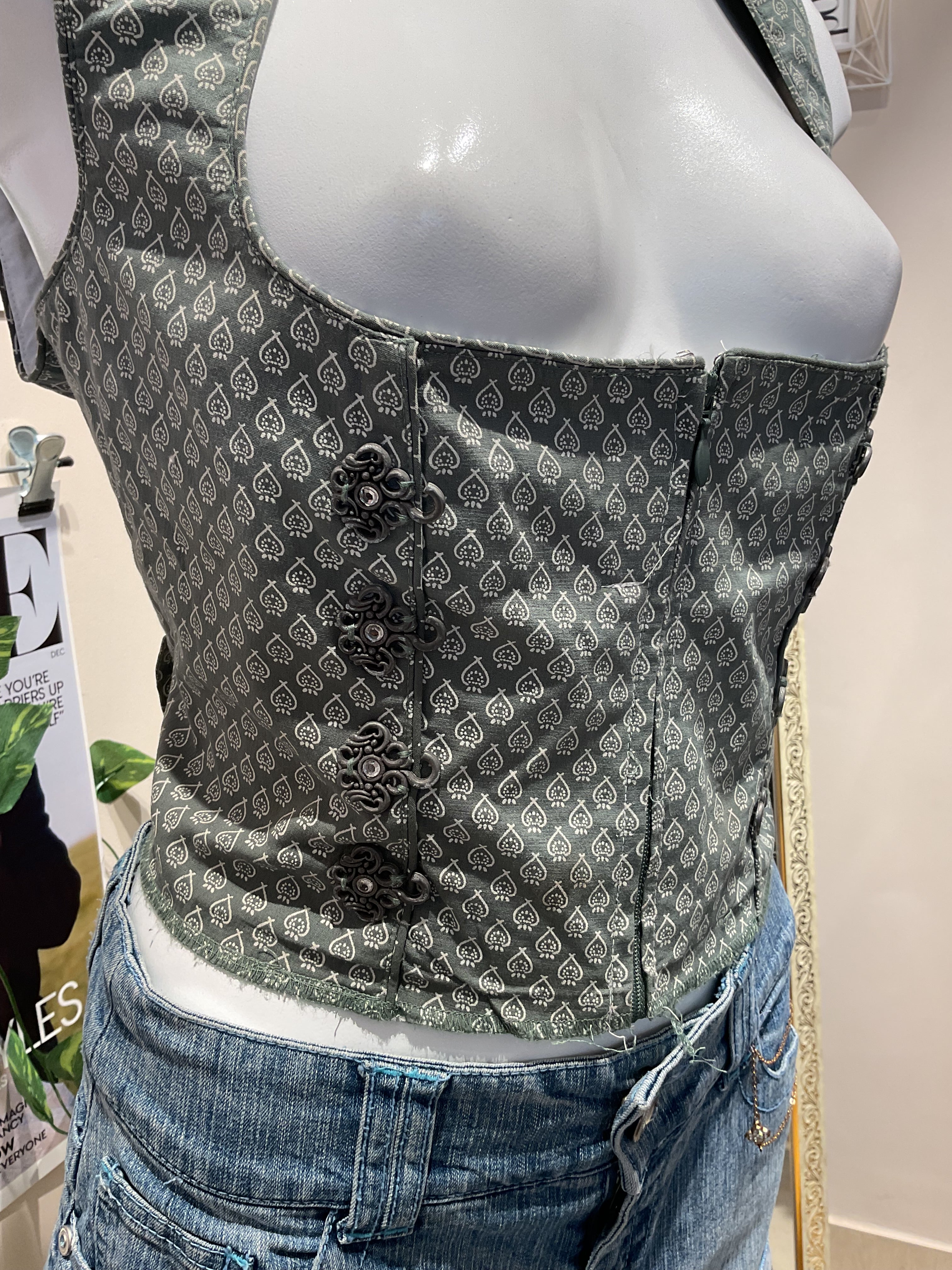 Gina Benotti Waistcoat - Bust 36